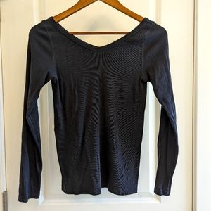 Everlane black long sleeve top
